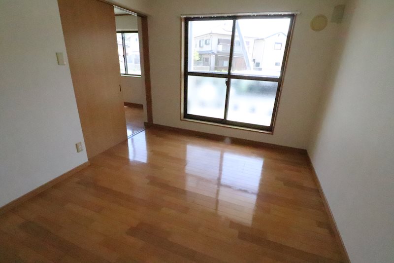 サンライズC ベッドルーム