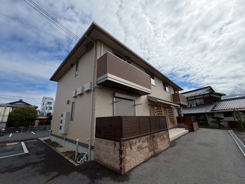 エルメゾン西河原 202号室 外観