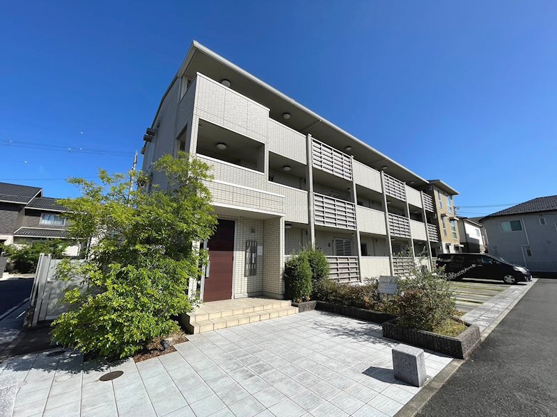 クレストブルー 201号室 外観