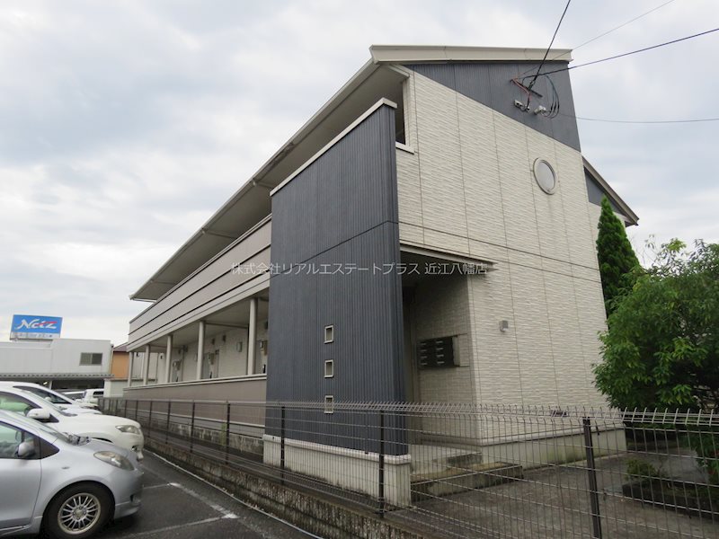 レセンテ出町 外観