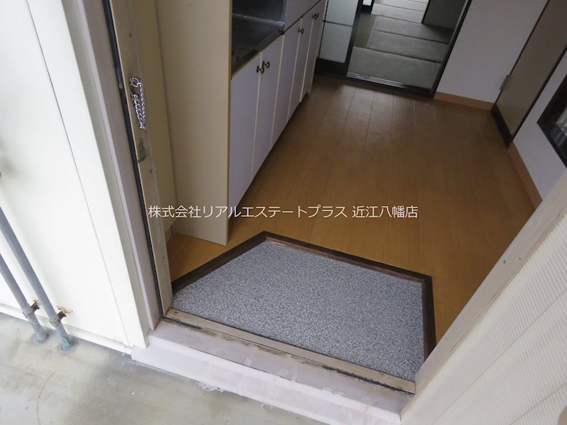 前川ハイツ 玄関