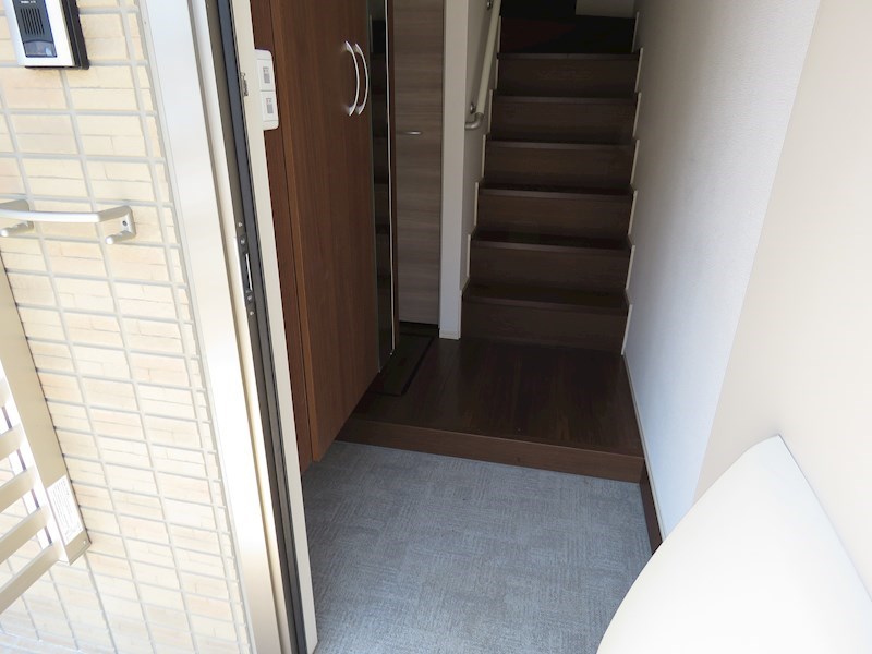 アルブル　A棟 玄関