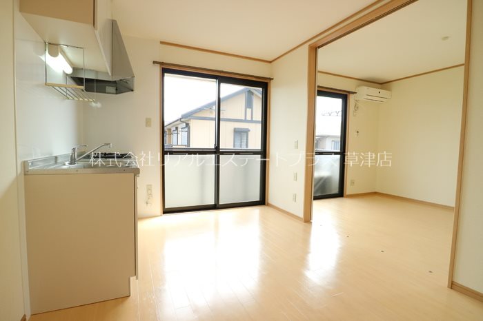 サニーコートA リビング