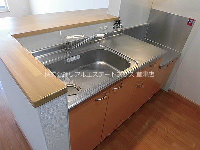 SPACIA キッチン