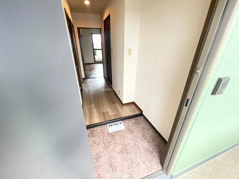 アパートメント178 玄関
