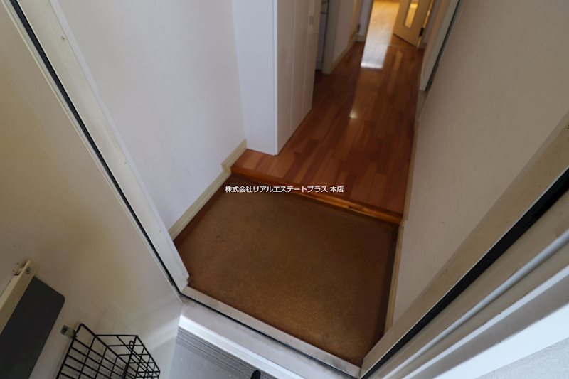 フレグランスＫＯＹＵ 玄関