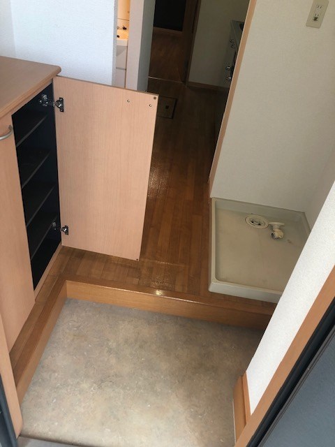 ベガ 玄関