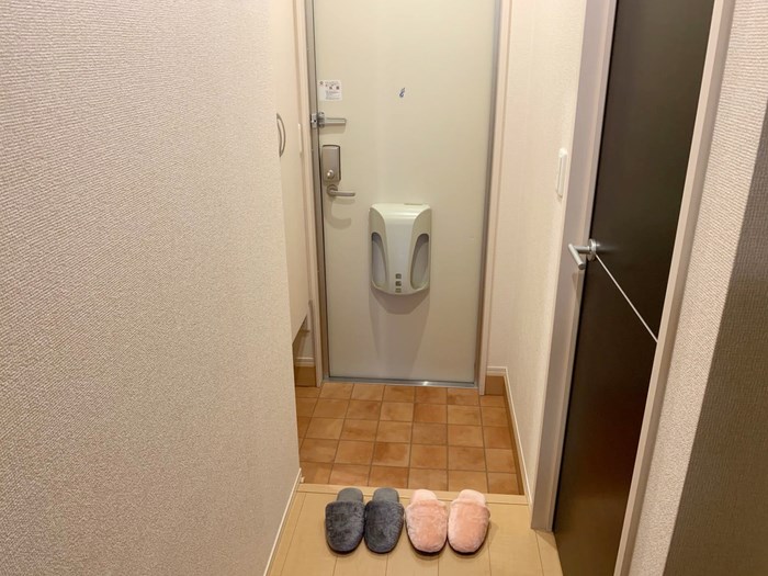 アムールさわ 玄関