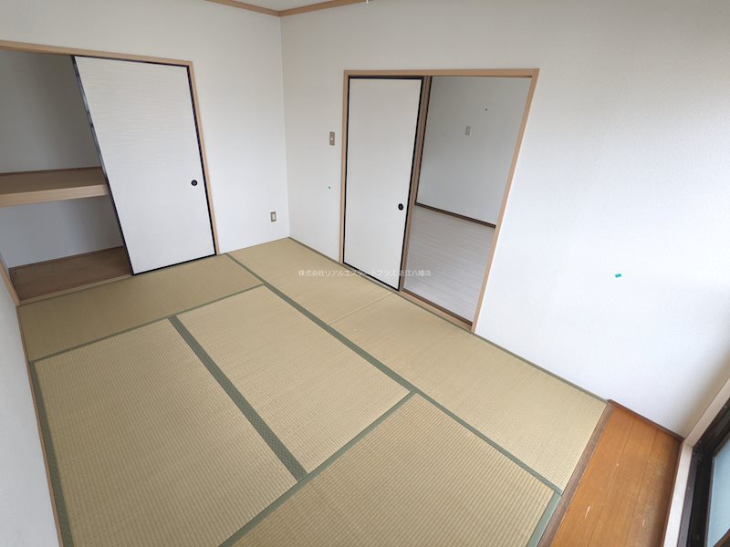 ロイヤルパレス ベッドルーム
