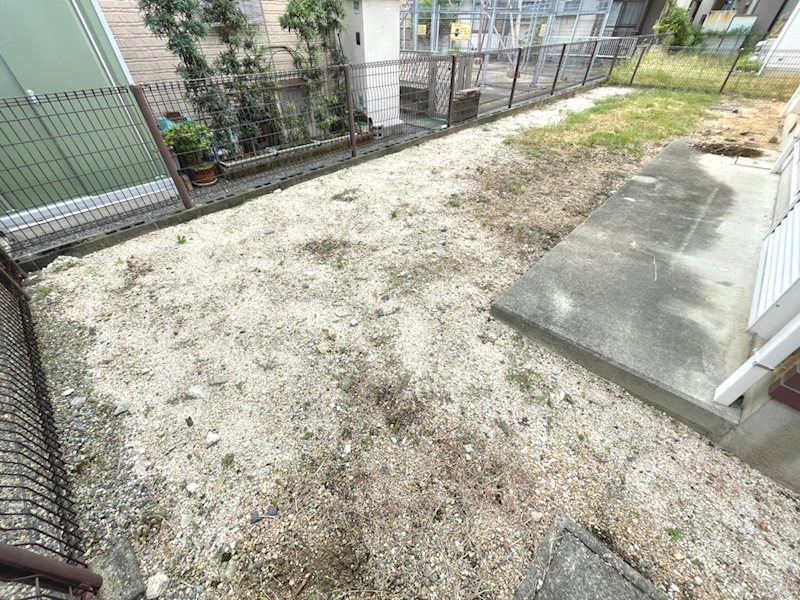 滋賀県守山市守山６丁目 庭