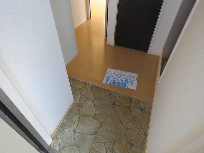 セジュールイマチ 玄関