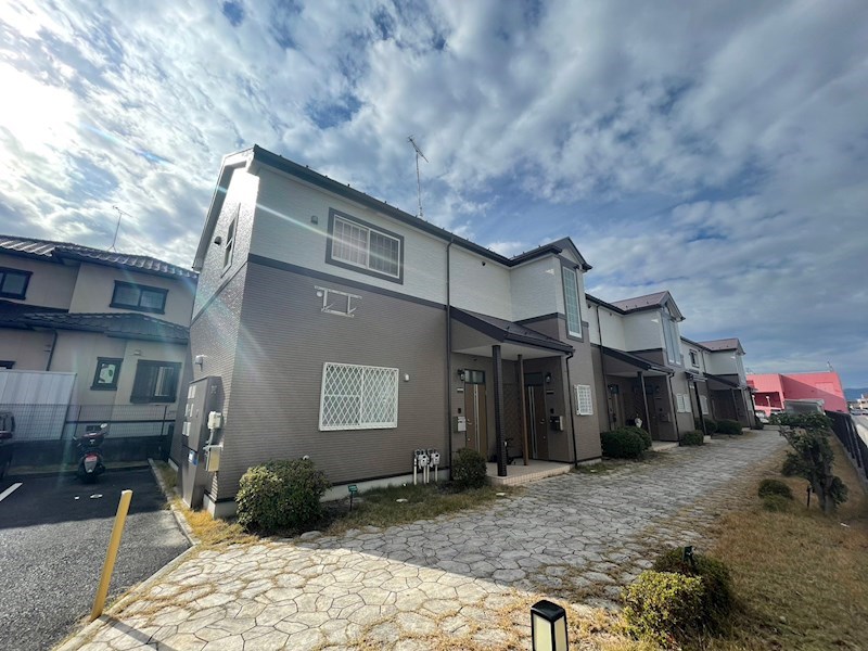 エスポアガーデン 外観