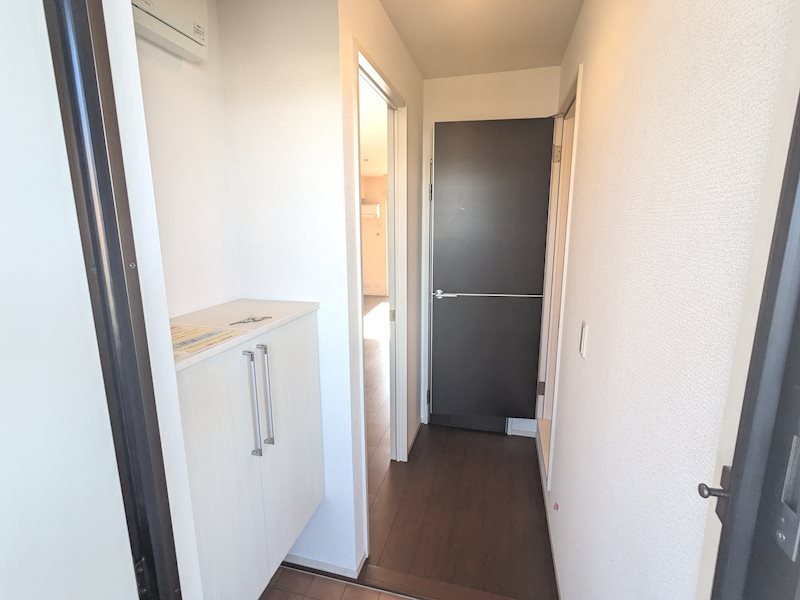 ルーエプラッツ 玄関