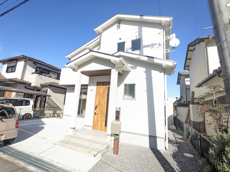 安養寺町戸建て貸家１ 外観