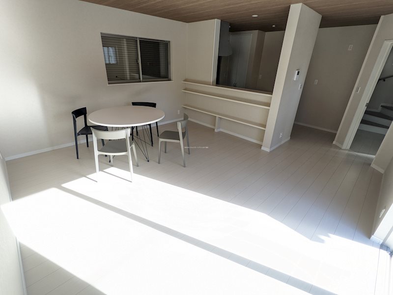 安養寺町戸建て貸家１ リビング