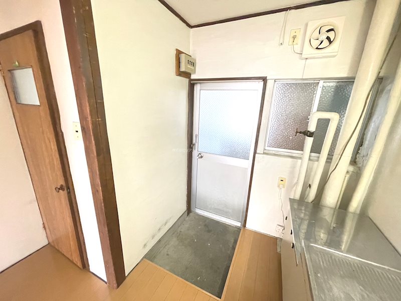 タナカハウス 玄関
