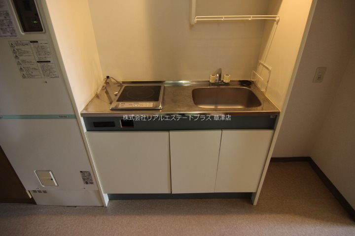 カーサ・ソラッツオ弐番館 キッチン