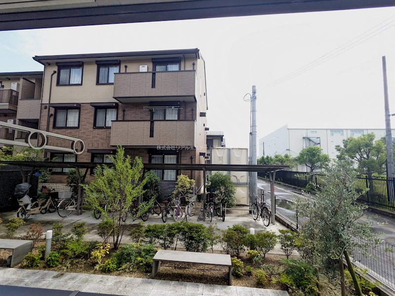 フロイデプラッツ その他6