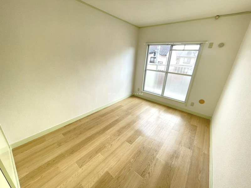 エルムハウス ベッドルーム