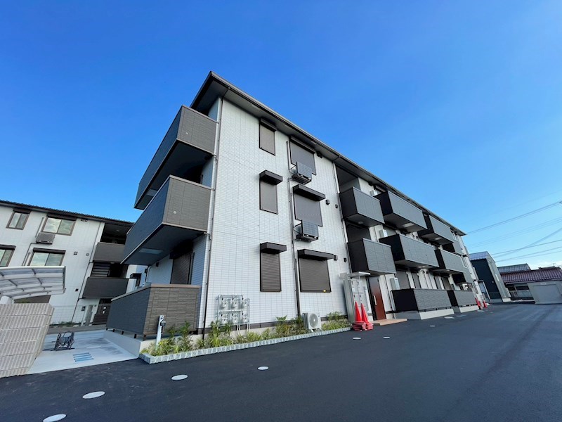 シャルール 208号室 外観