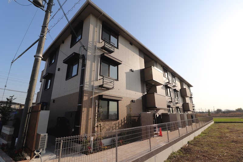 カーサ近江富士 301号室 外観