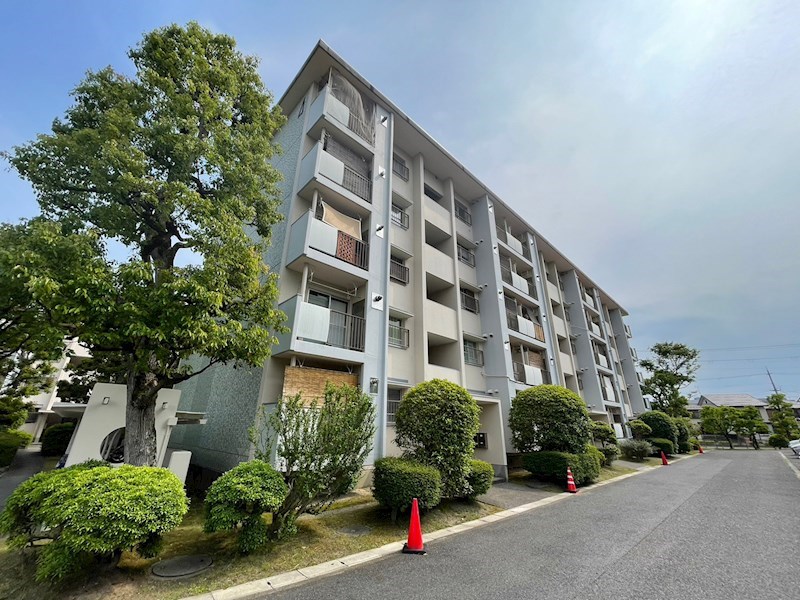 守山駅前東住宅4号棟 外観