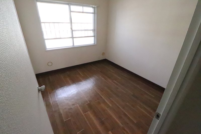 守山駅前東住宅4号棟 ベッドルーム