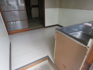 一本松アパート 玄関