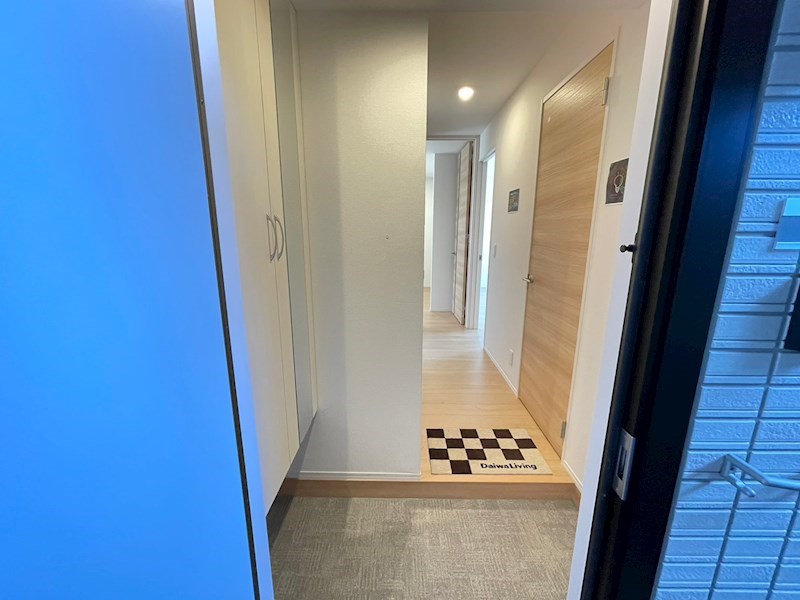 カーサ近江富士 玄関