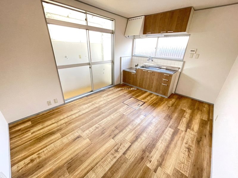 草津3丁目貸家 リビング