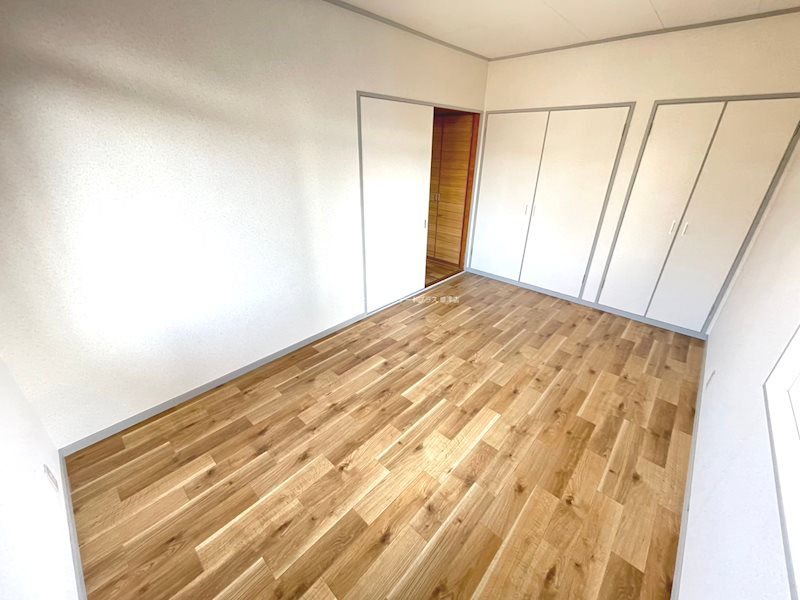 草津3丁目貸家 ベッドルーム