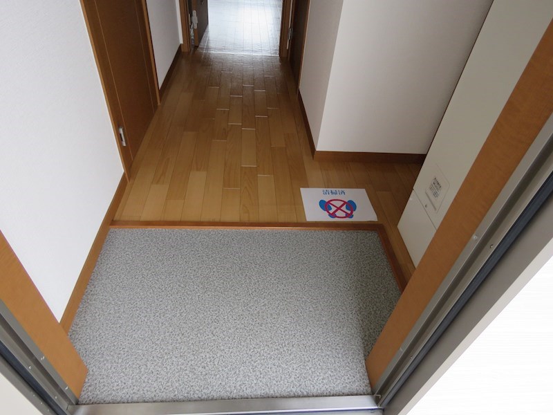 エクセル田中 玄関