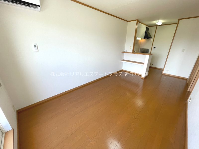 ランジェ・ドゥ・スリジエ リビング