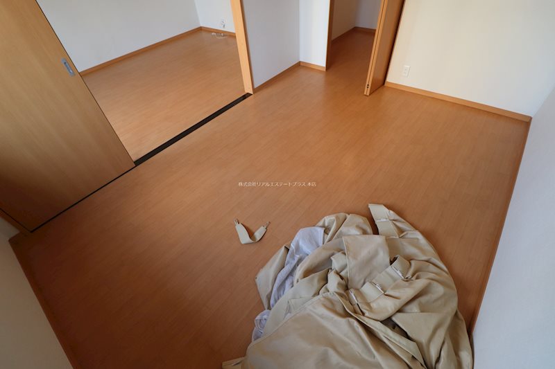 エルメゾン栗東 ベッドルーム