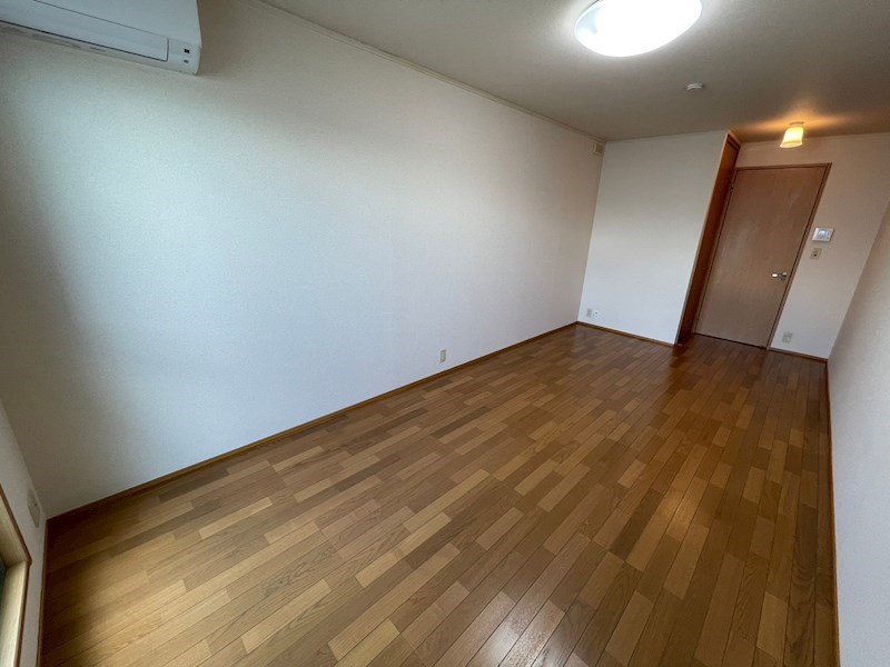 フラット茜 リビング