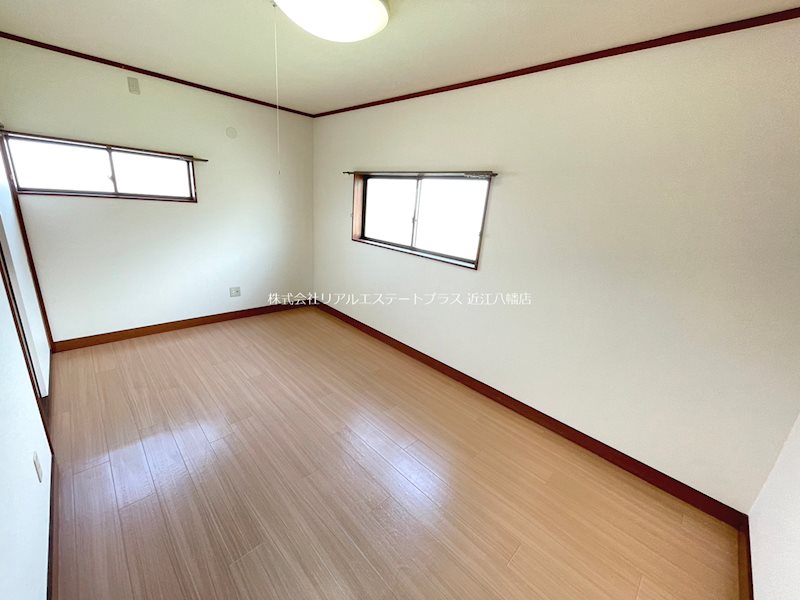 西本郷町貸家１号棟 ベッドルーム