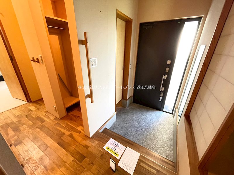 小船木町戸建 玄関