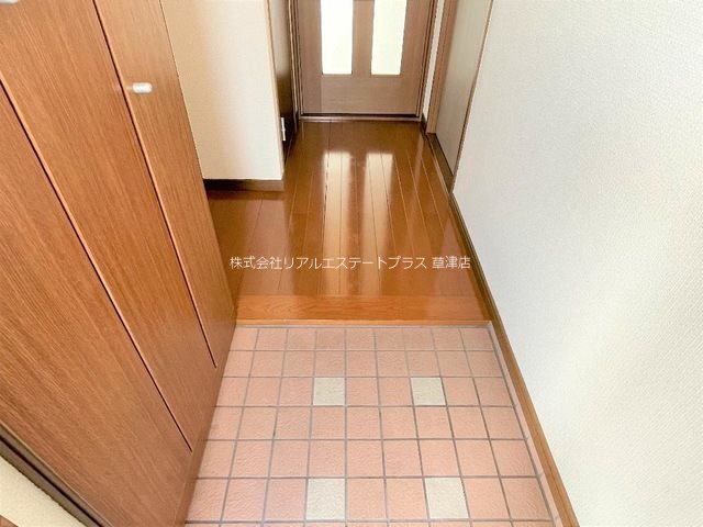 エトワールS 玄関