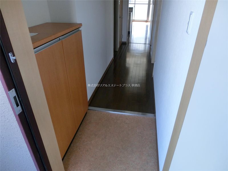 ラ・ルーチェキタガワ  玄関