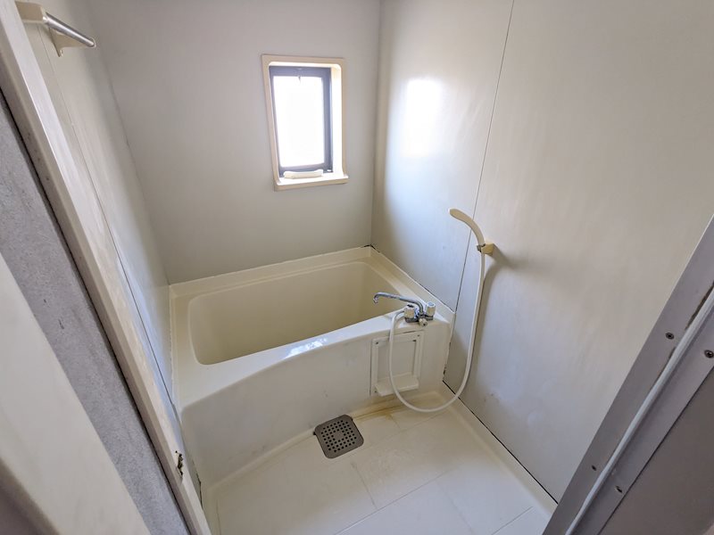 メゾンルイ―ル 風呂画像