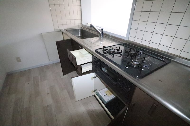 インテリジェントスクエア壱番館 キッチン