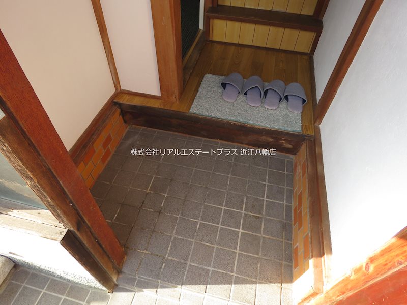 近江八幡市上田町　戸建貸家 玄関