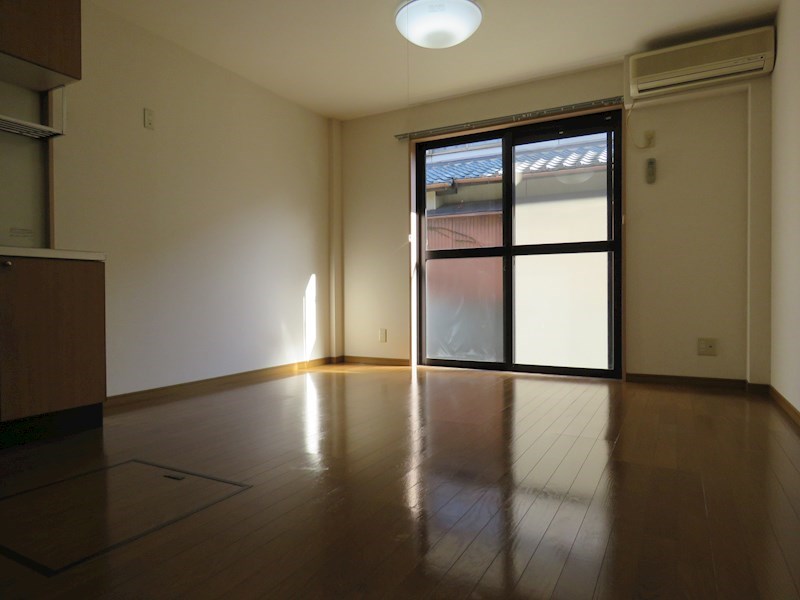 メゾネット和 リビング