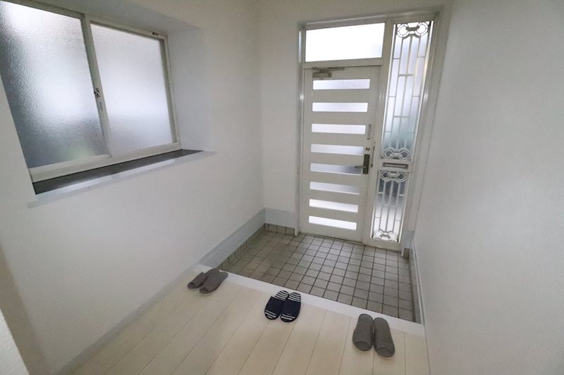 菩提寺西貸家 玄関