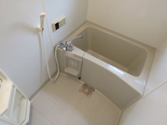 ドゥ・フォルティ 風呂画像