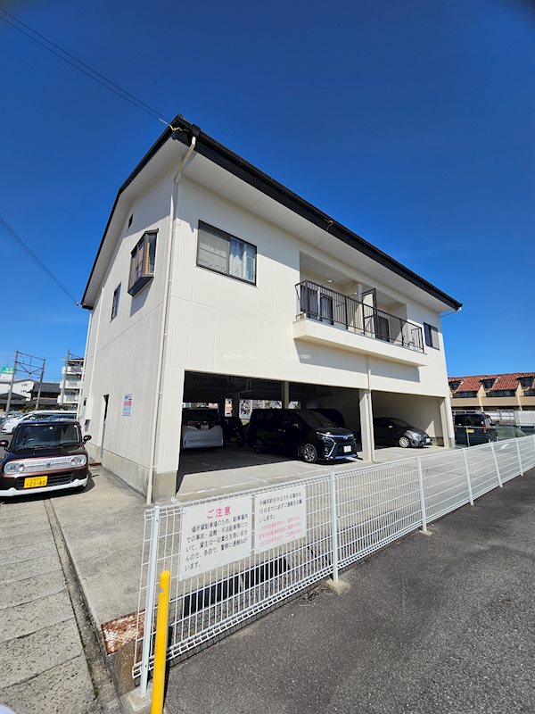 スリーパイン 201号室 外観