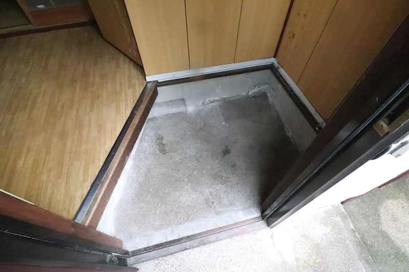 栄貸家　N邸 玄関