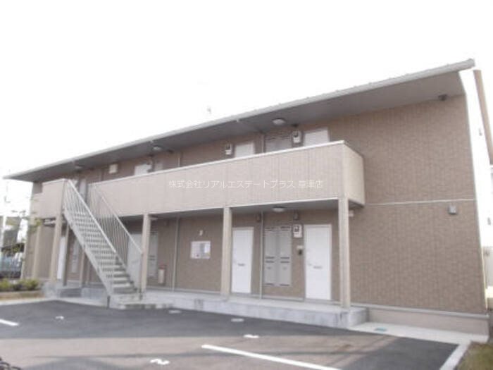 シャン・リアンＴ.Ｙ 外観写真