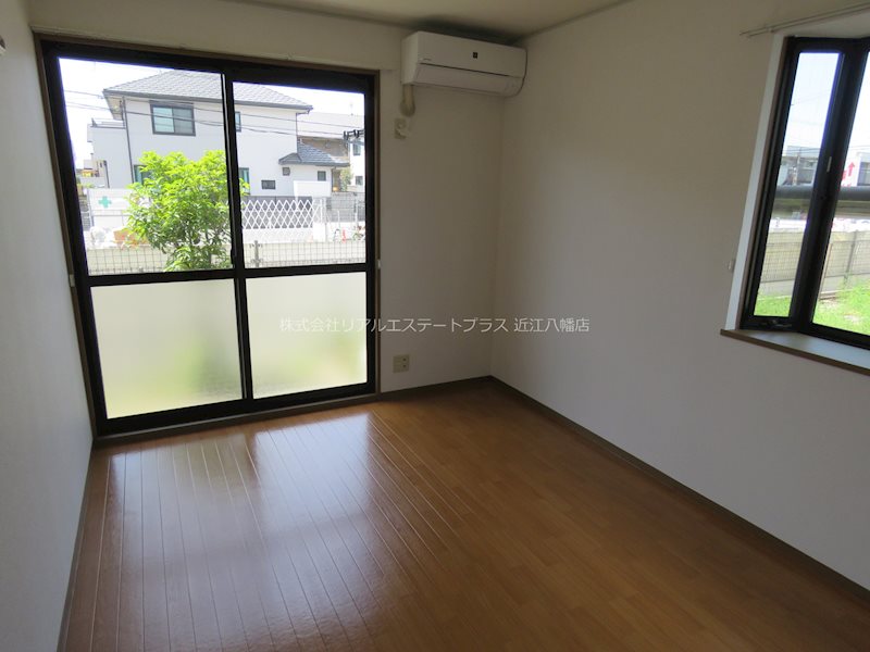 ロイヤルシャトーH棟  リビング