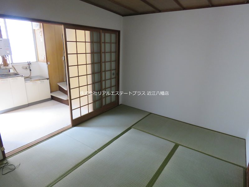 栄N借家 リビング